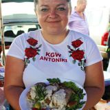 KGW Antoniki - gołąbki z kaszą gryczaną i ziemniakami w sosie borowikowym, zdj. Katarzyna Medelczyk